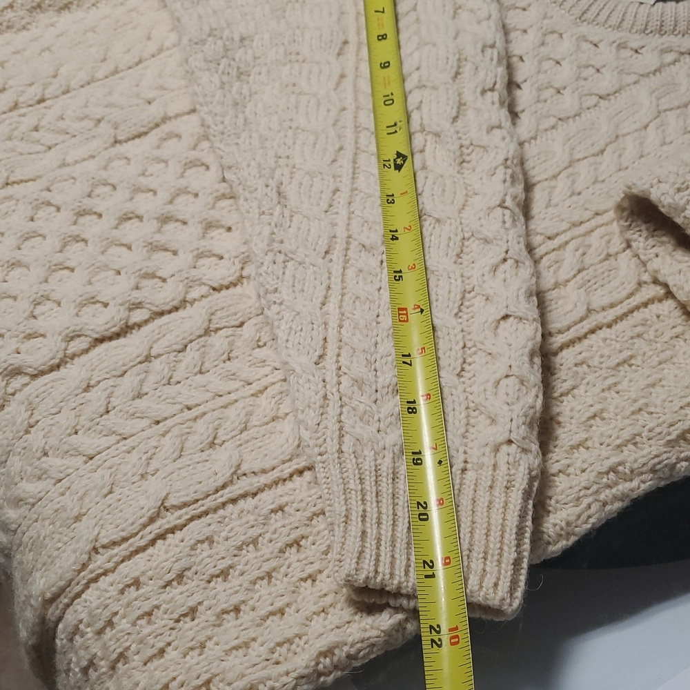 Womens Vintage Wool Aran Chunky Cableknit Fisherman Sweater Size Med Ireland - Picture 14 of 14
